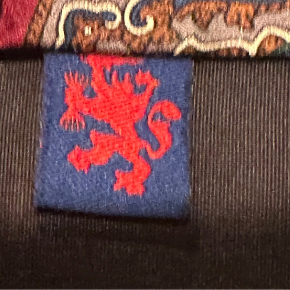 Tommy Hilfiger dark red necktie, 100% silk, multicolor, medallion pattern - Picture 4 of 7